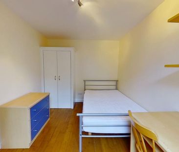 6 bedroom terraced house to rent - Photo 5