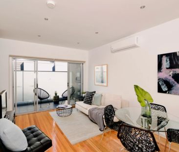 3 Bed, 1 Bath - Photo 2