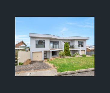 Coastal Charm and Everyday Comfort at 10 Cherington Road, McCracken - Photo 6