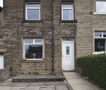 7 Birkhouse Lane, Huddersfield, HD5 - Photo 1