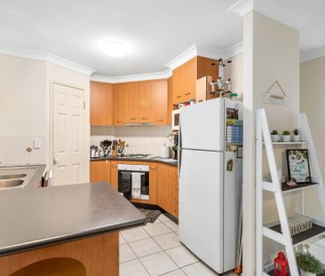 Family Home! - Photo 2