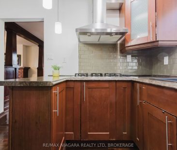 4765 Second Avenue #UPPER UNIT - Photo 6