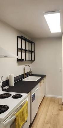 2 Beds 1.5 Baths Apartment for rent - Photo 1