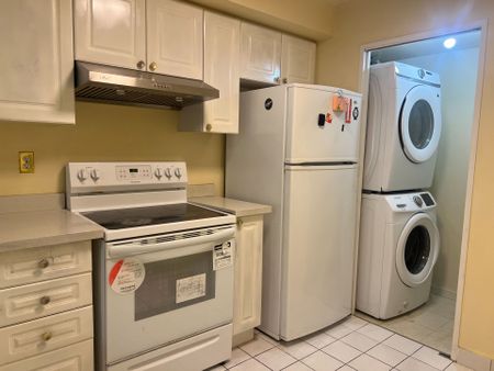 For Lease - 18 Lee Centre Drive Unit# 1110, Toronto, Ontario - Photo 5