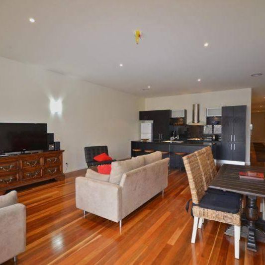 FULLY FURNISHED - UNAVAILABLE UNTIL DECEMBER 2019 - Photo 1