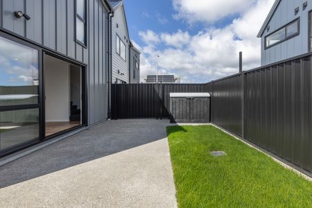 Wallaceville Living - Photo 2