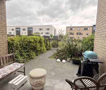 Northcote Apartment - Photo 4