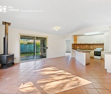 Family Home with Study, Fireplace & Side Access - Photo 1