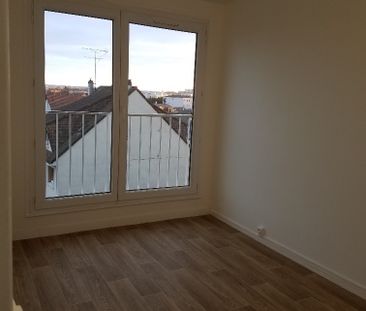 Location Appartement 3 pièces 64m² ST MAUR DES FOSSES 94100 - Photo 6