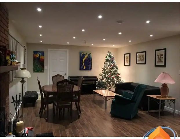 Walkout basement room — 1 Bedroom Room For Rent - Photo 1