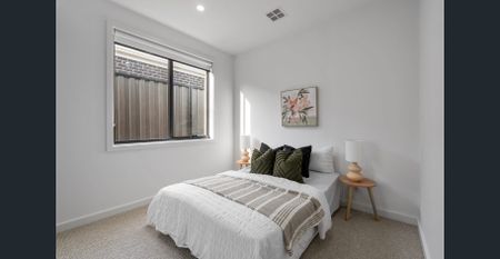 Perfect Family Home in the Heart of Craigieburn - Photo 3