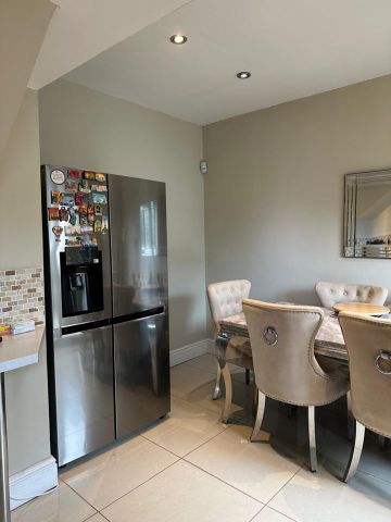 3 Bed End Terrace, Edenhall Road, S2 - Photo 2