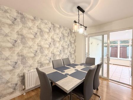 32 Oakglen, Antrim, BT41 1JR - Photo 4