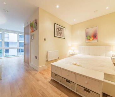 Studio to rent - Photo 4