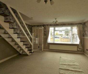 Rochester Road, Gravesend, Kent, DA12 4TN - Photo 3