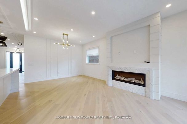 For Lease - 725 Gardner Avenue, Mississauga, Ontario - Photo 1