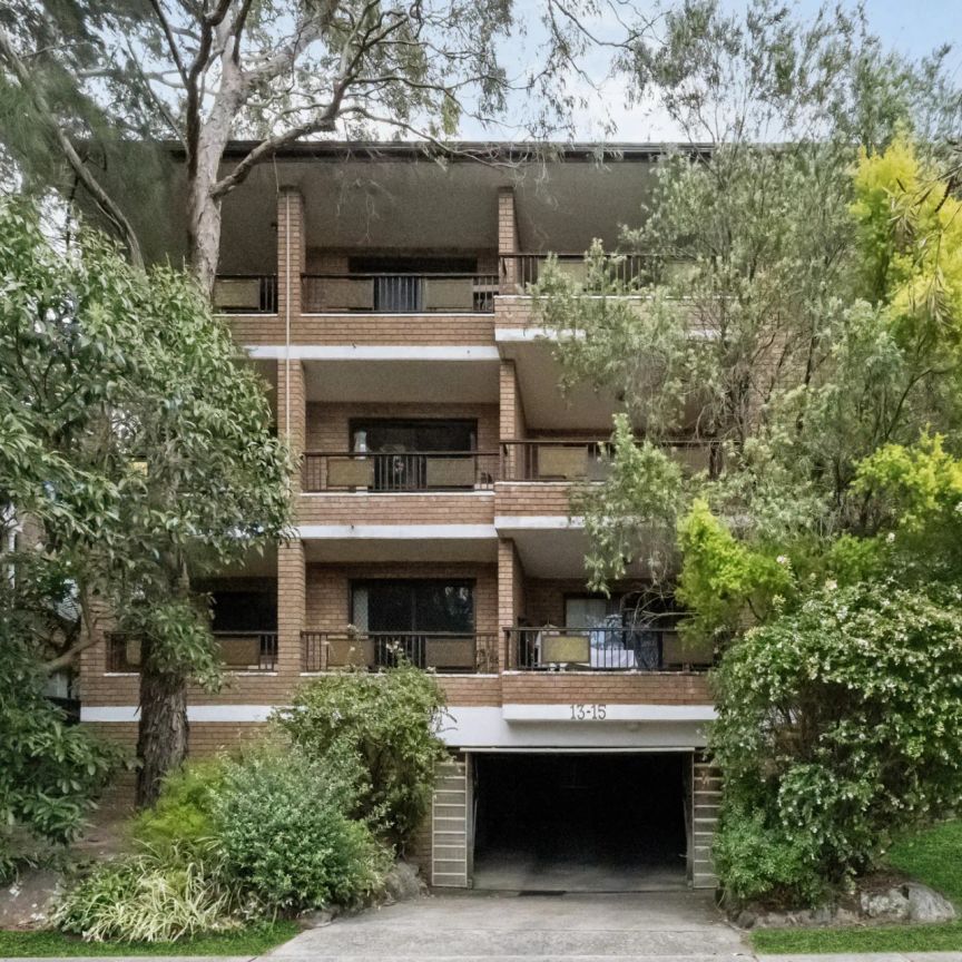 Rare Dual Balcony Apartment, Boutique Block, Oversized Living - Photo 1