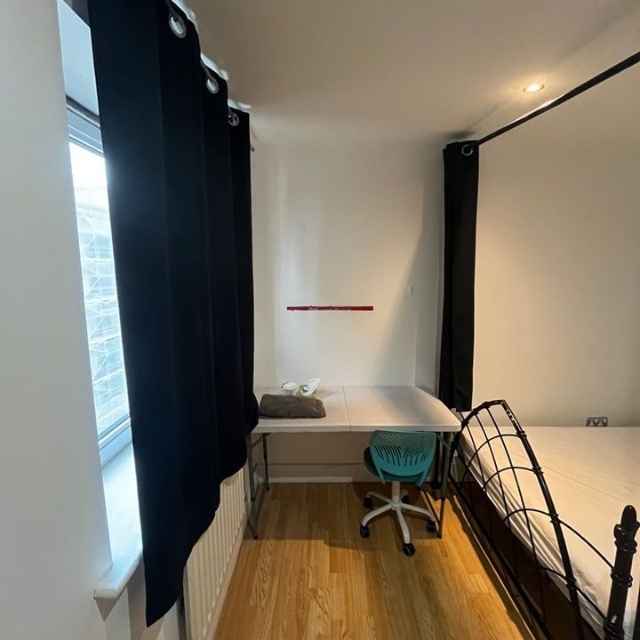 Room in a Shared Flat, Wards Wharf Approach, E16 - Photo 1