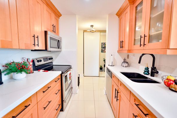 For Lease - 45 Pond Mills Road Unit# 1504, London South, Ontario - Photo 1