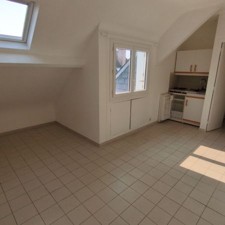 Location Appartement 1 pièce 15m² TOURS 37000 - Photo 3