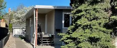 West Hillhurst - full 1/2 side of duplex, 5 min walk to Foothills Hospital. | 824 - 28 Street Northwest, Calgary - Photo 1