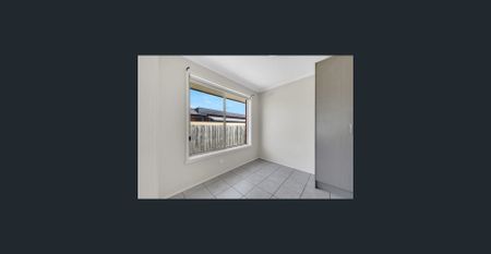 Spacious & Low-Maintenance Family Home in Prime Campbellfield Location!!! - Photo 3