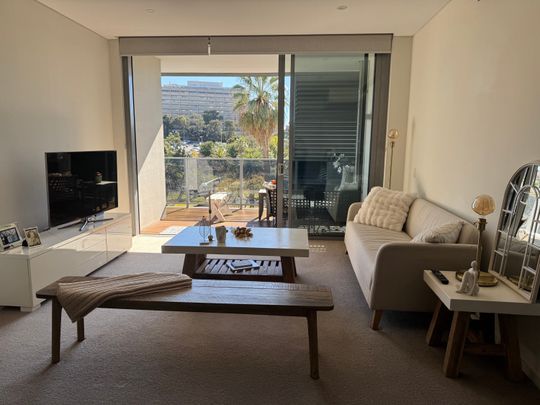 East Perth - Photo 1