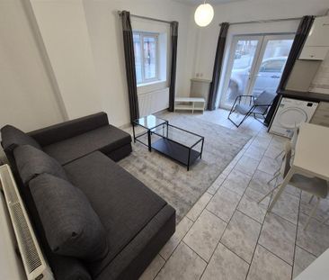 2 bedroom flat to rent - Photo 6