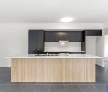 7 Gene Court, Narangba - Photo 2