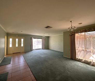 78 Orchard Circuit, Shepparton VIC 3630 - Photo 5