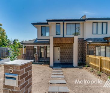 1/3 Churchill Avenue, CHADSTONE, VIC - Photo 3