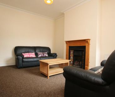 5 bedroom townhouse to rent - Photo 1