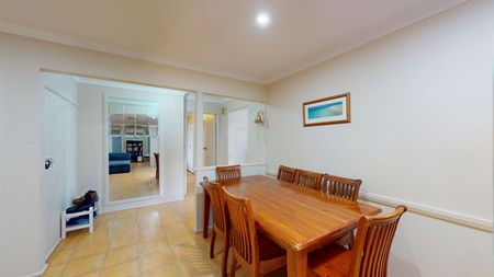 Quiet Street, Big Lifestyle - Photo 4