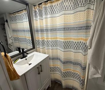 For Lease - 96 London Street, Hamilton, Ontario - Photo 5