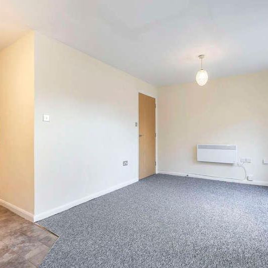 St. Georges Terrace, Cheltenham, GL50 - Photo 1