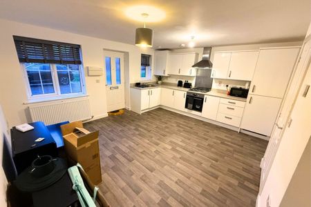 55 Hector Drive - Photo 2