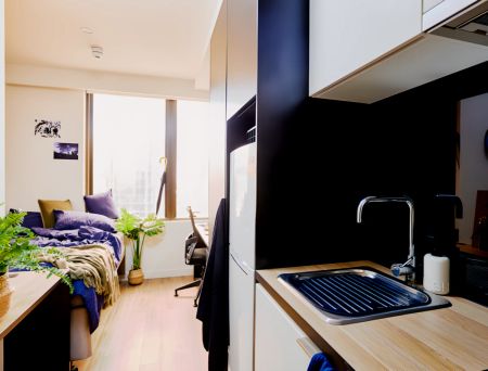 Signature Studio Apartment-King Single Bed with Standard View (U 18 APPROVED) - Photo 2