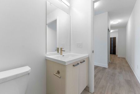 For Lease - 20 Soudan Ave Avenue Unit# 1902, Toronto, Ontario - Photo 2