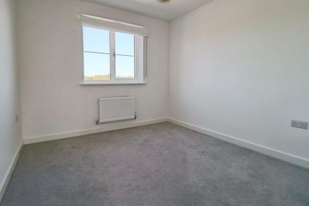 4 bedroom detached house to rent - Photo 1