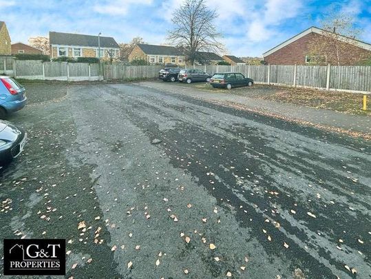 Mansell Close, Halesowen, B63 - Photo 1