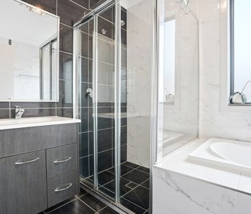 Effortless Family Living in a Prime Box Hill Setting - Photo 6