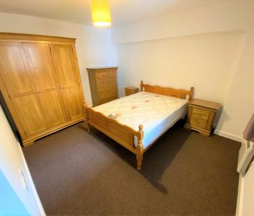 2 bedroom apartment to rent - Photo 3