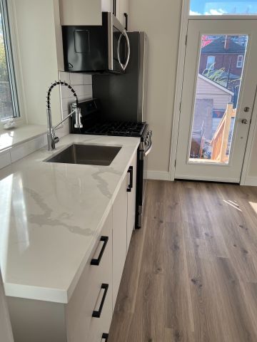 For Lease - 32 Cadorna Avenue Unit# 2, Toronto, Ontario - Photo 4