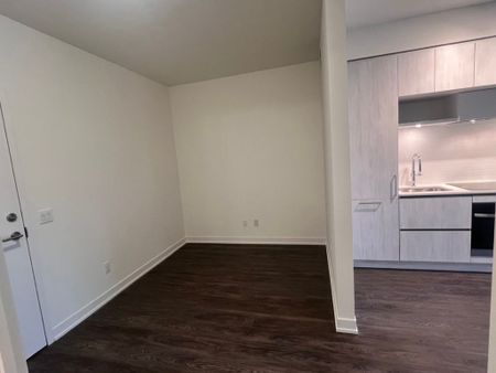 For Lease - 6 David Eyer Road Unit# 416, Richmond Hill, Ontario - Photo 4