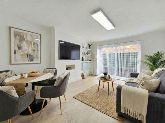 2 bedroom apartment to rent - Photo 1