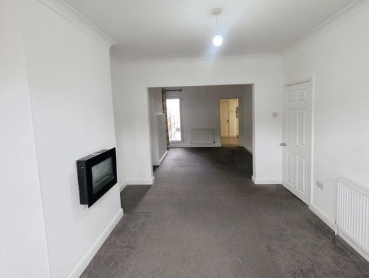 London Road, South Stifford, Grays, RM20 - Photo 1