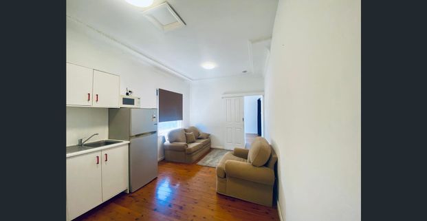1 (one) Bedroom unit FOR RENT in Carlingford. - Photo 1