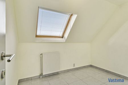 Instapklaar appartement met dubbel verdiep nabij centrum Aalst - Photo 2