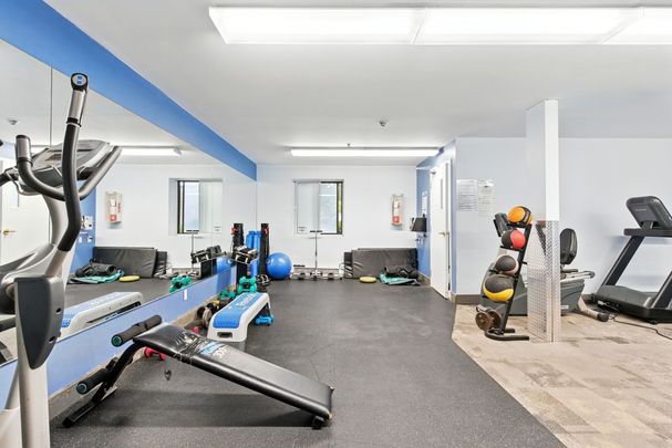 For Lease - 6720 Glen Erin Drive Unit# 514, Mississauga, Ontario - Photo 1