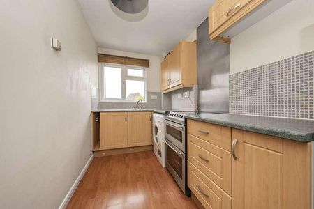 Horton Road, Datchet, SL3 - Photo 4